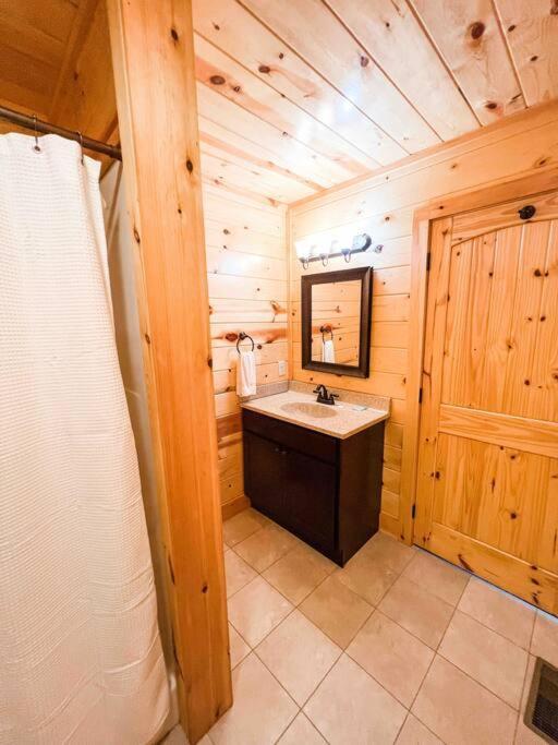 Indoor Heated Pool Hot Tub Cabin Sevierville Ngoại thất bức ảnh