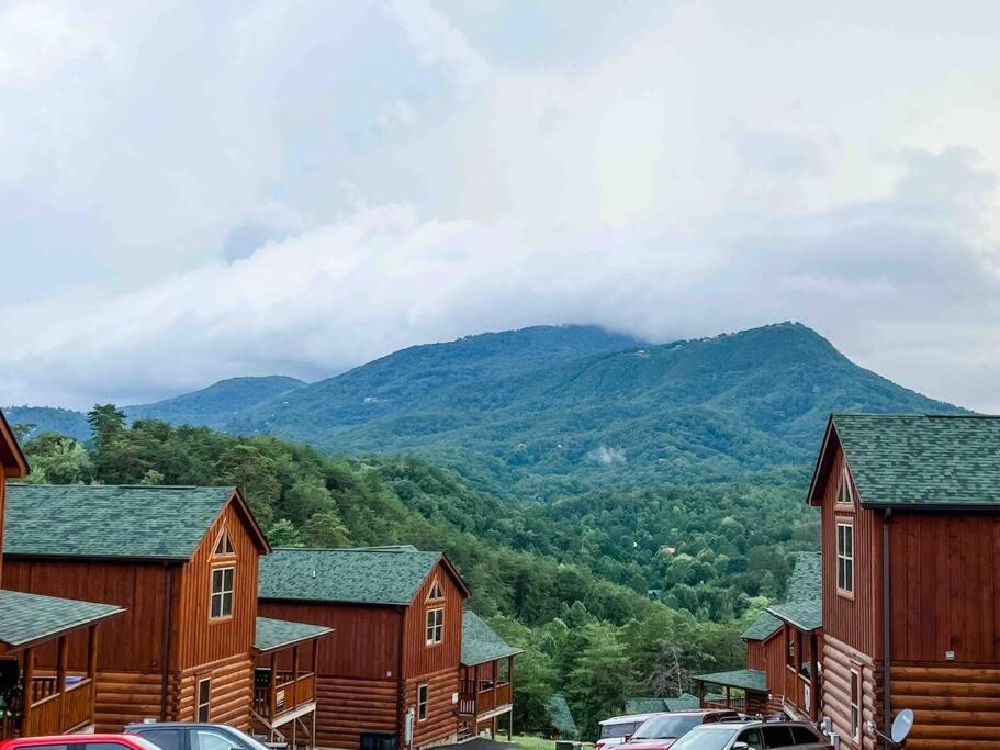 Indoor Heated Pool Hot Tub Cabin Sevierville Ngoại thất bức ảnh
